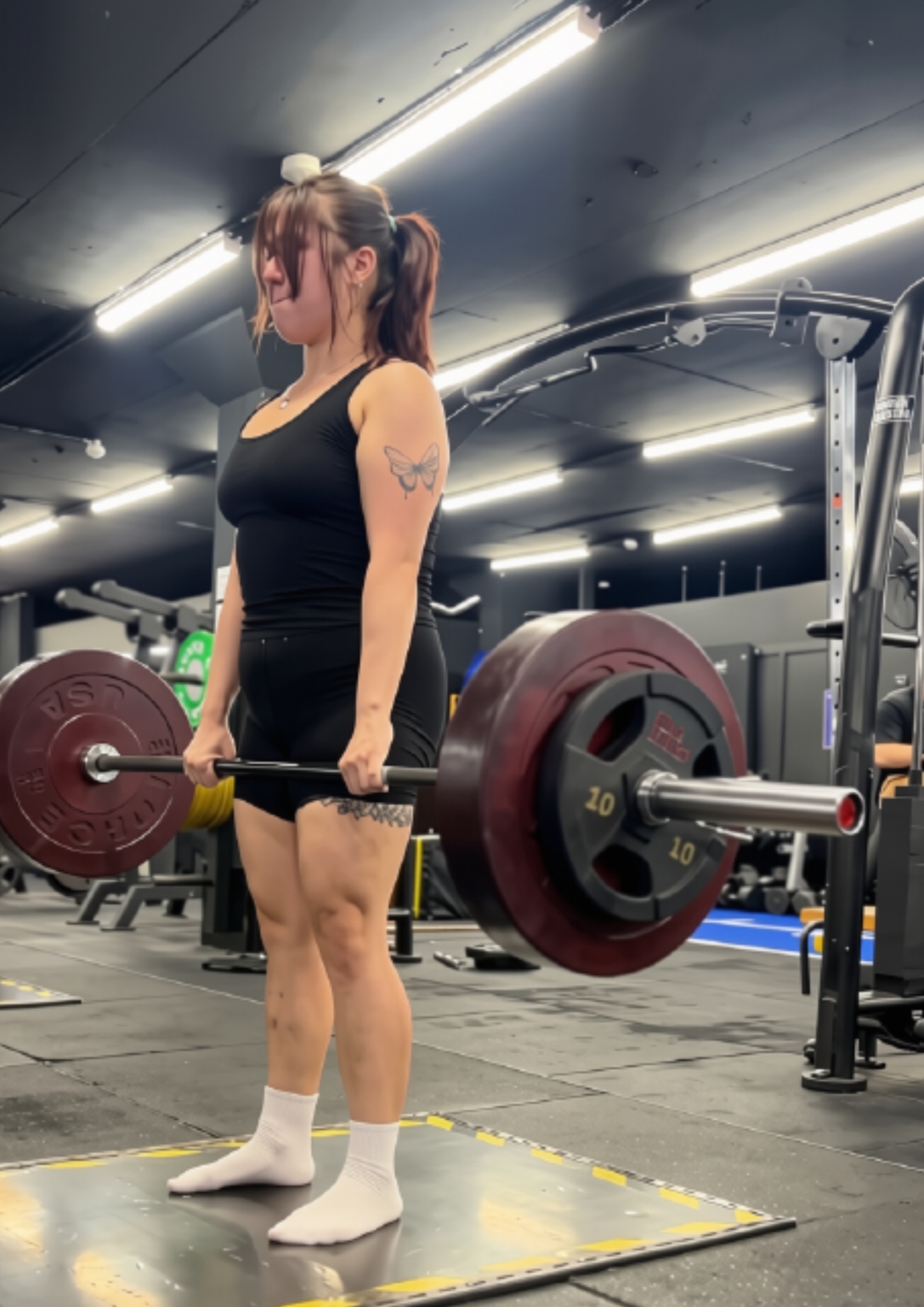 Lulu completing a deadlift during an ARO Strength training session